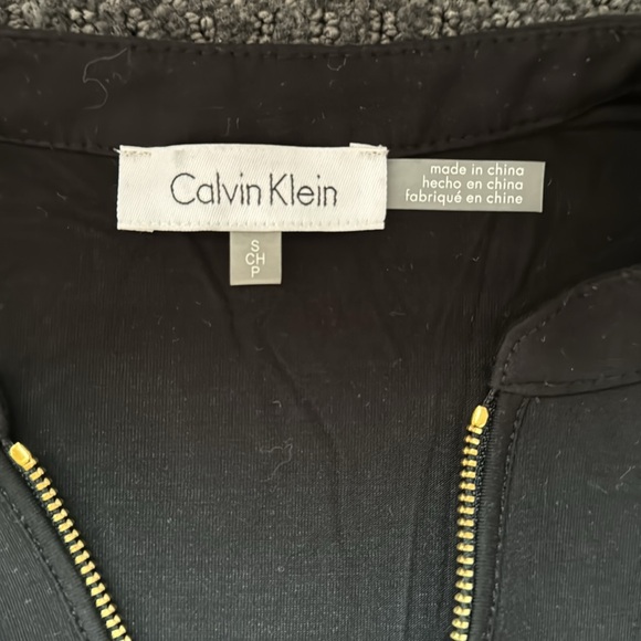 Calvin Klein black 3/4 sleeve top - Picture 2 of 5